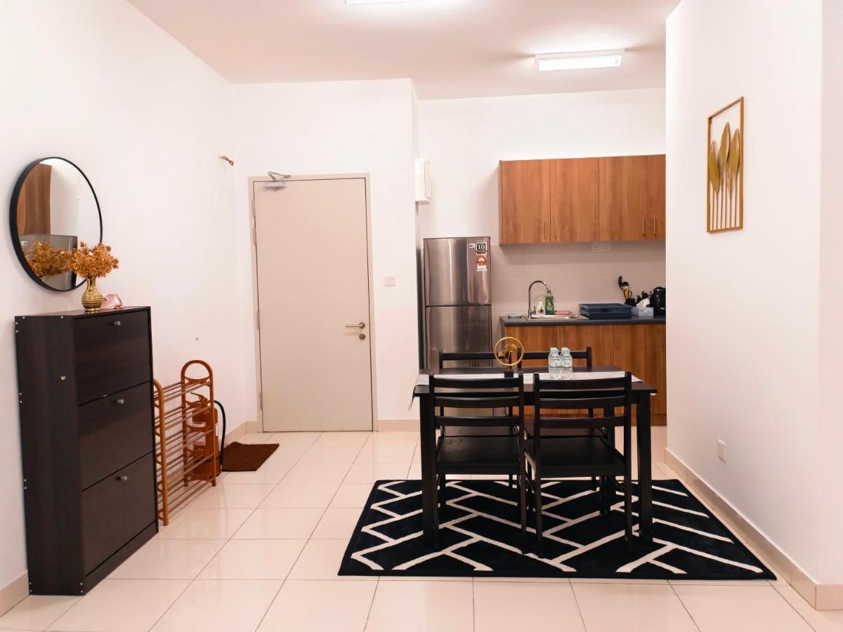 Klia Airport Homestay 10 Sepang Zewnętrze zdjęcie