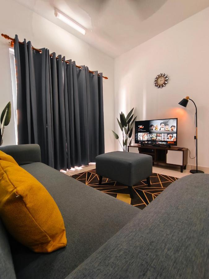 Klia Airport Homestay 10 Sepang Zewnętrze zdjęcie